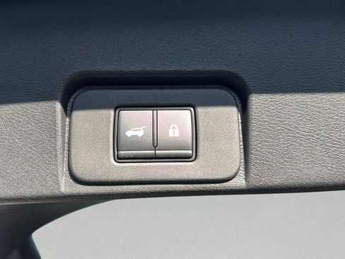 Used 2025 Nissan Rogue SV w/ Rock Creek Premium Package image 27