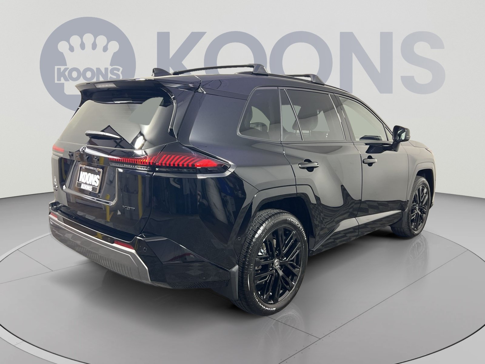 Used 2026 Toyota RAV4 XSE w/ Panoramic Sun Roof Package AWD/4WD image 7