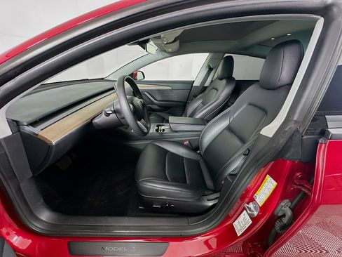 Used 2023 Tesla Model 3 Standard Range image 13