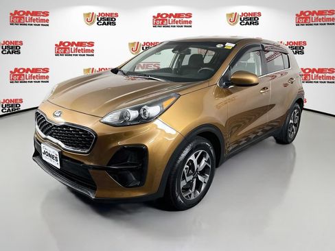 Used 2020 Kia Sportage LX FWD image 11