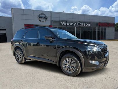 Certified 2023 Nissan Pathfinder SV w/ Black Appearance Package