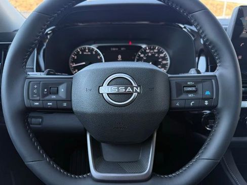 New 2026 Nissan Pathfinder SV image 21