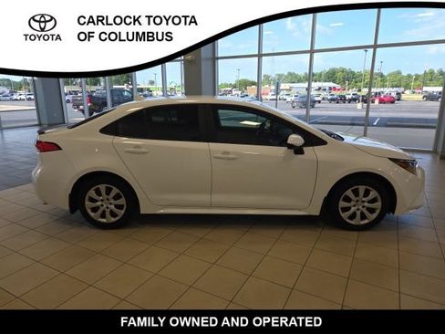 Used 2026 Toyota Corolla LE FWD image 7