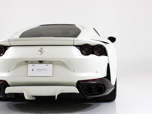 Certified 2020 Ferrari 812 Superfast RWD image 18