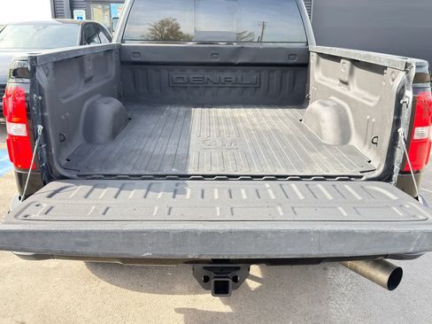 Used 2015 GMC Sierra 3500 Denali w/ Duramax Plus Package image 10