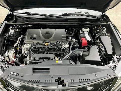 Used 2023 Toyota Camry SE FWD image 28