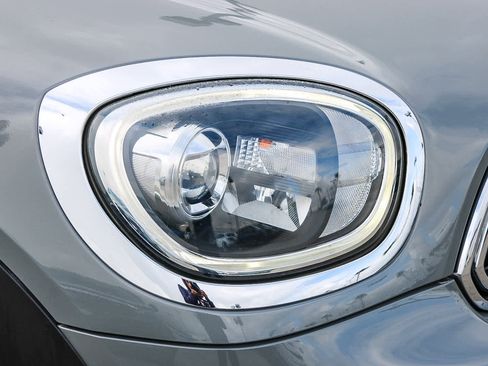 Used 2019 MINI Cooper Countryman S FWD image 4