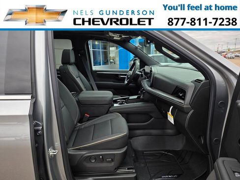 New 2026 Chevrolet Tahoe Premier w/ Sun And Tow Package AWD/4WD image 18