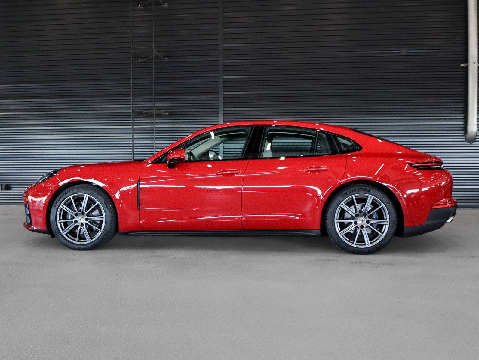 Certified 2026 Porsche Panamera RWD image 2