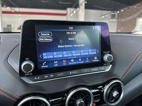 Used 2021 Nissan Sentra SR image 4