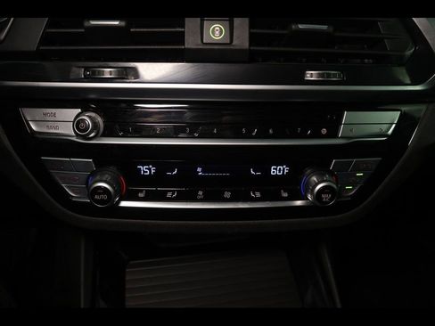 Used 2021 BMW X3 xDrive30i w/ Premium Package image 27