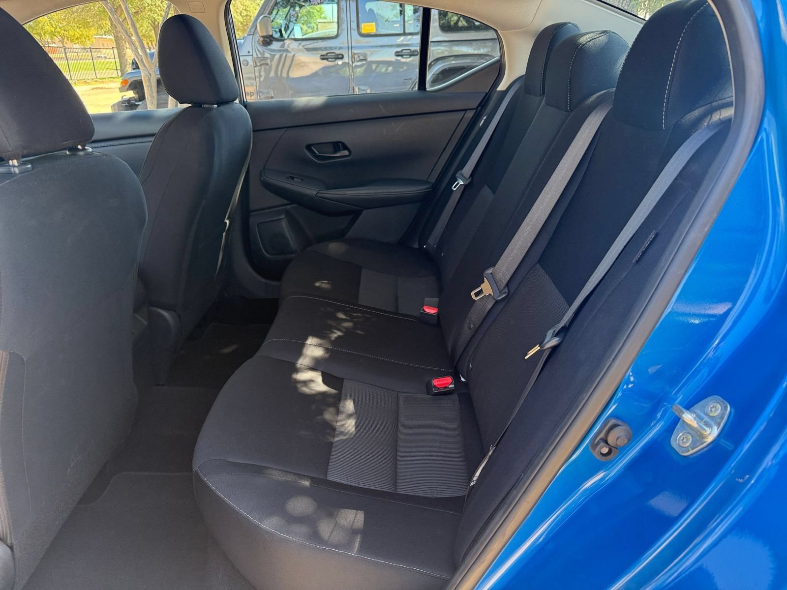 Used 2025 Nissan Sentra SV FWD image 25
