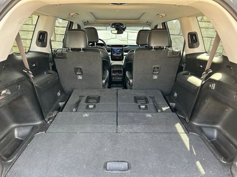 Certified 2023 Jeep Grand Cherokee L Limited image 11