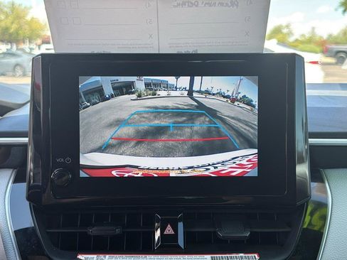 Used 2025 Toyota Corolla SE FWD image 22