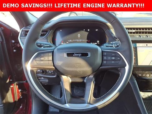 New 2026 Jeep Grand Cherokee Altitude image 18