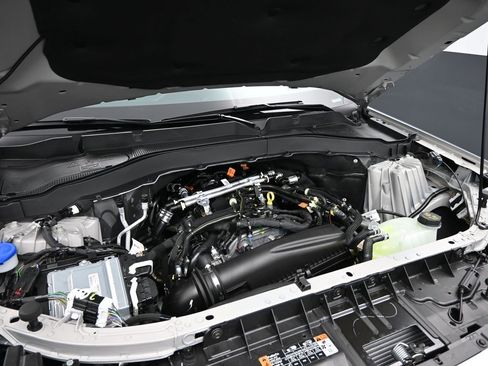 New 2026 Ford Explorer Active w/ Active Comfort Package image 13