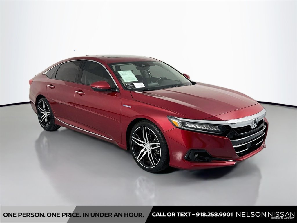 Used 2021 Honda Accord Touring image 3