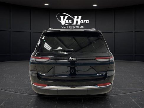 New 2025 Jeep Grand Cherokee Limited w/ Trailer Tow Package image 14