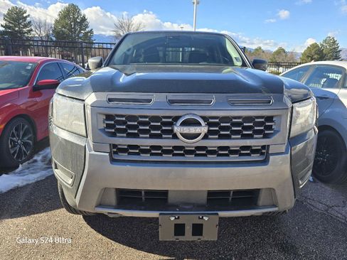 Used 2025 Nissan Frontier SV image 2