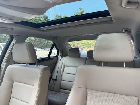 Used 2014 Mercedes-Benz E 350 4MATIC Sedan image 5