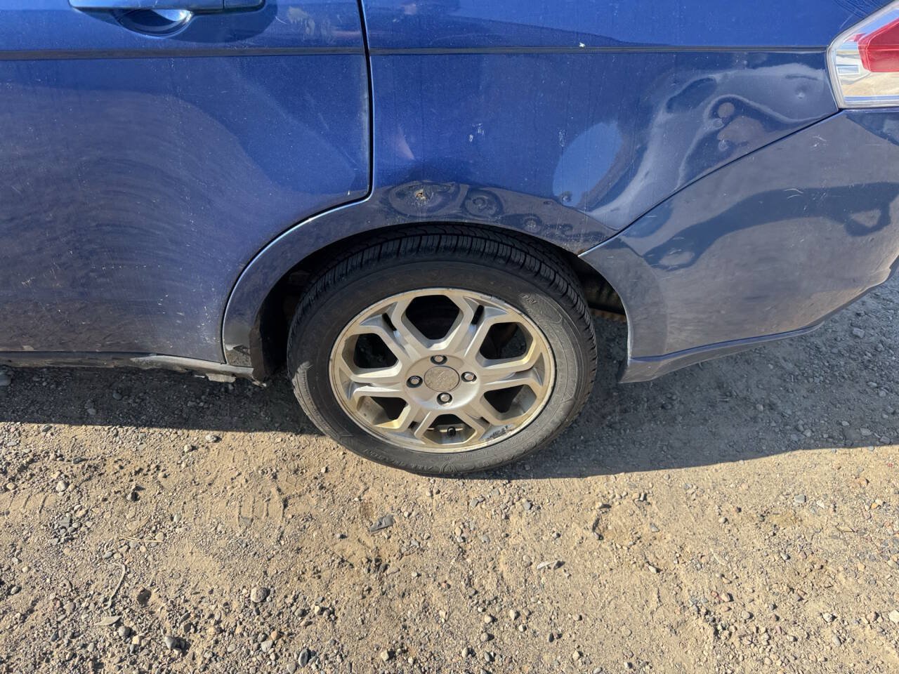 Used 2008 Ford Focus SES FWD image 11