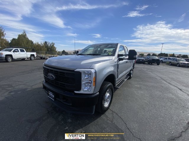 Used 2023 Ford F250 XL AWD/4WD image 1