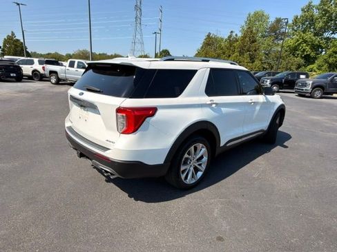 Used 2021 Ford Explorer Platinum w/ Equipment Group 601A AWD/4WD image 24