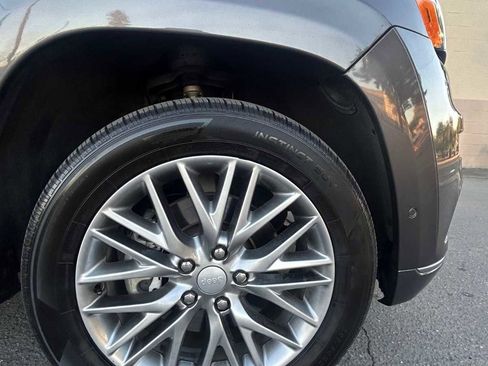 Used 2018 Jeep Grand Cherokee Summit w/ Platinum Series Group image 10