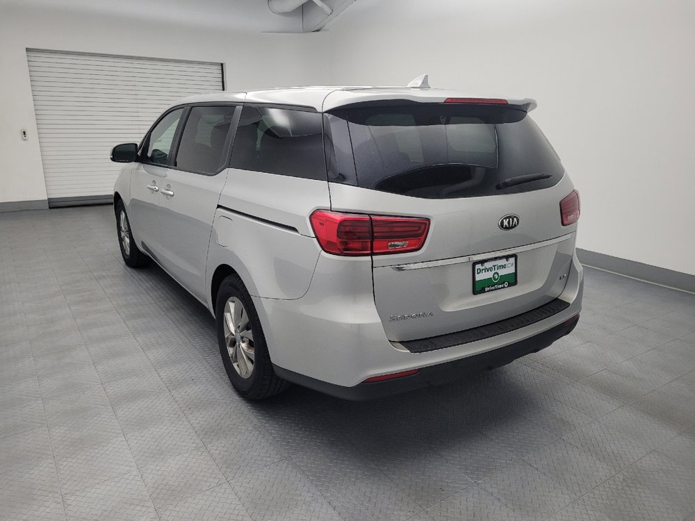 Used 2019 Kia Sedona LX FWD image 5