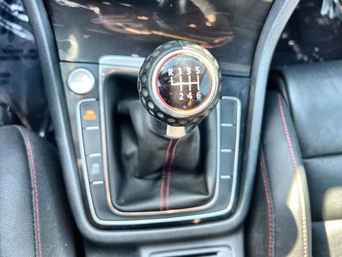 Used 2017 Volkswagen GTI Autobahn FWD image 30
