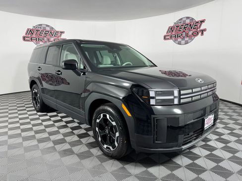 Used 2024 Hyundai Santa Fe SE image 9