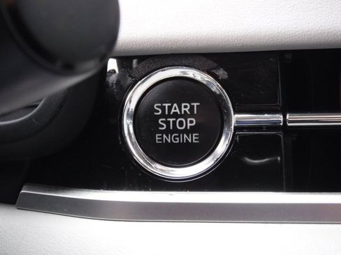 Used 2022 Mitsubishi Outlander SEL image 21