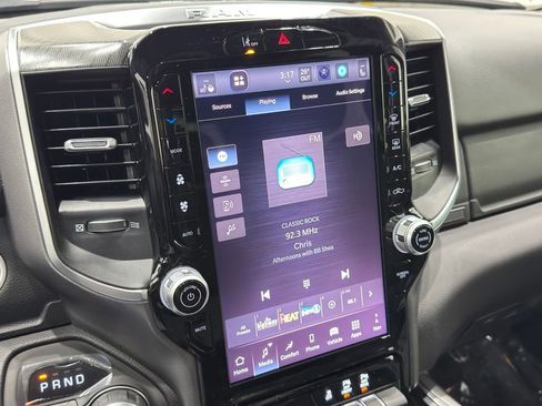 New 2026 RAM 1500 4x4 Crew Cab image 37