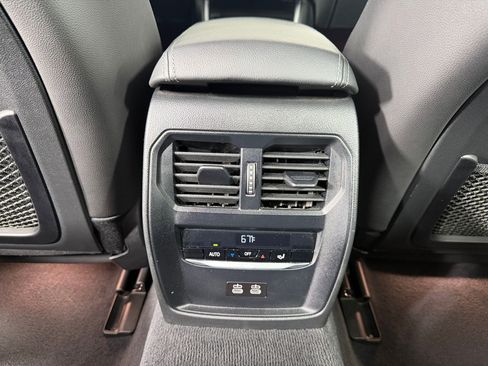 Certified 2023 BMW i4 eDrive40 w/ Premium Package RWD image 31