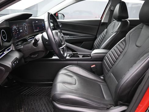 Certified 2023 Hyundai Elantra Limited image 10