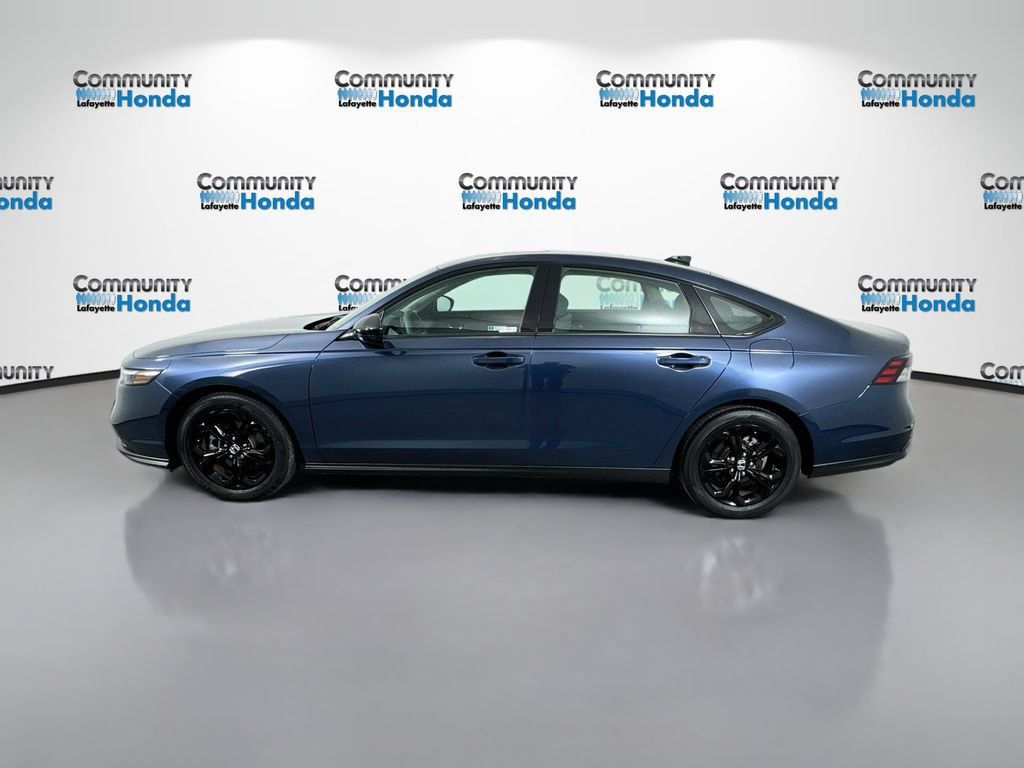 Used 2025 Honda Accord SE image 8