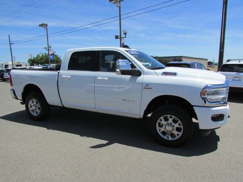 Used 2024 RAM 2500 Laramie AWD/4WD image 5