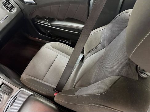 Used 2022 Dodge Charger SXT RWD image 22