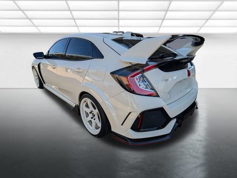 Used 2019 Honda Civic Type R image 2