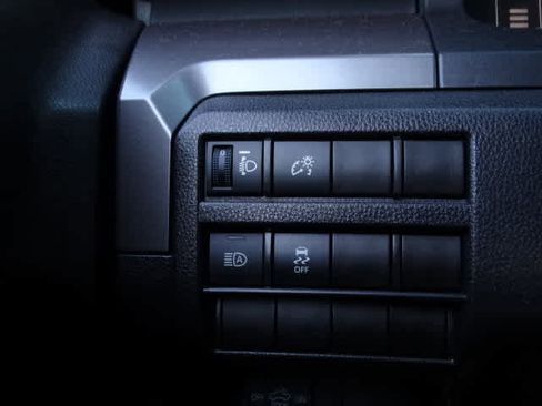 Used 2025 Toyota Tacoma SR5 image 40