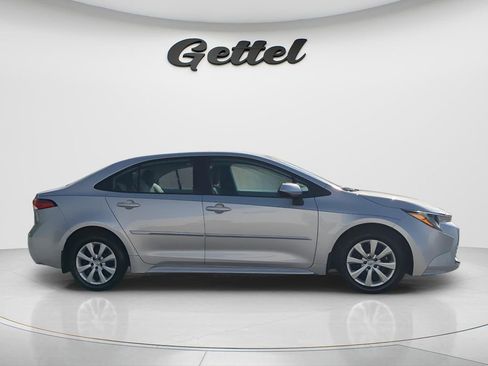 Used 2024 Toyota Corolla LE FWD image 4