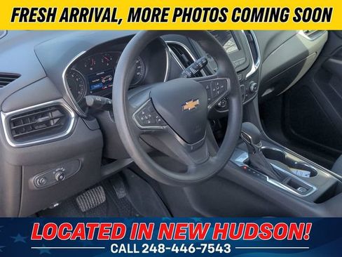 Used 2022 Chevrolet Equinox LT FWD image 10