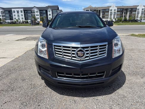 Used 2015 Cadillac SRX FWD image 4