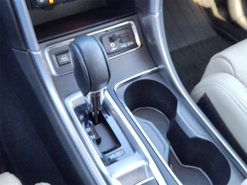 Used 2020 Subaru Ascent Limited w/ Technology Package image 22