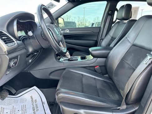 Used 2021 Jeep Grand Cherokee Laredo X image 21