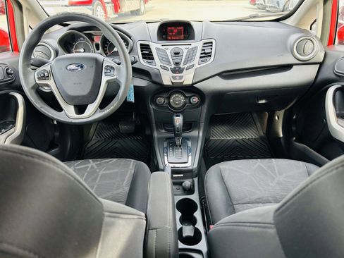 Used 2013 Ford Fiesta SE image 16