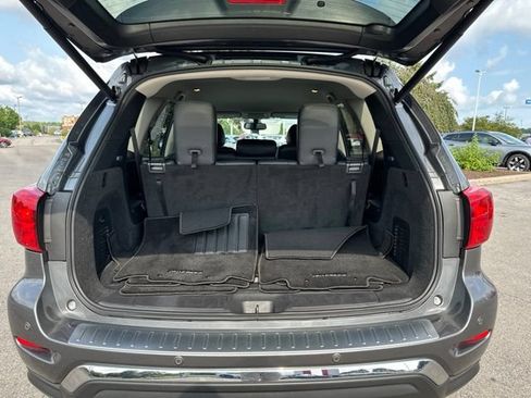 Used 2020 Nissan Pathfinder SL AWD/4WD image 23