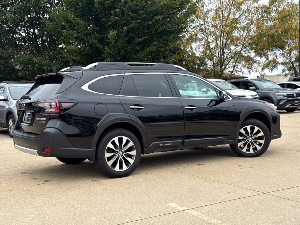 Used 2023 Subaru Outback Touring w/ Popular Package #2 AWD/4WD image 2