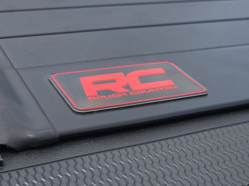 Used 2025 Toyota Tacoma TRD Off-Road w/ TRD Off Road Upgrade Package AWD/4WD image 9