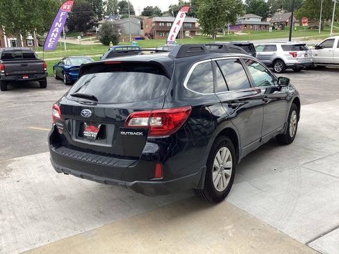 Used 2015 Subaru Outback 2.5i Premium AWD/4WD image 4